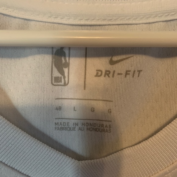 Toronto Raptors Jersey - Picture 3 of 3